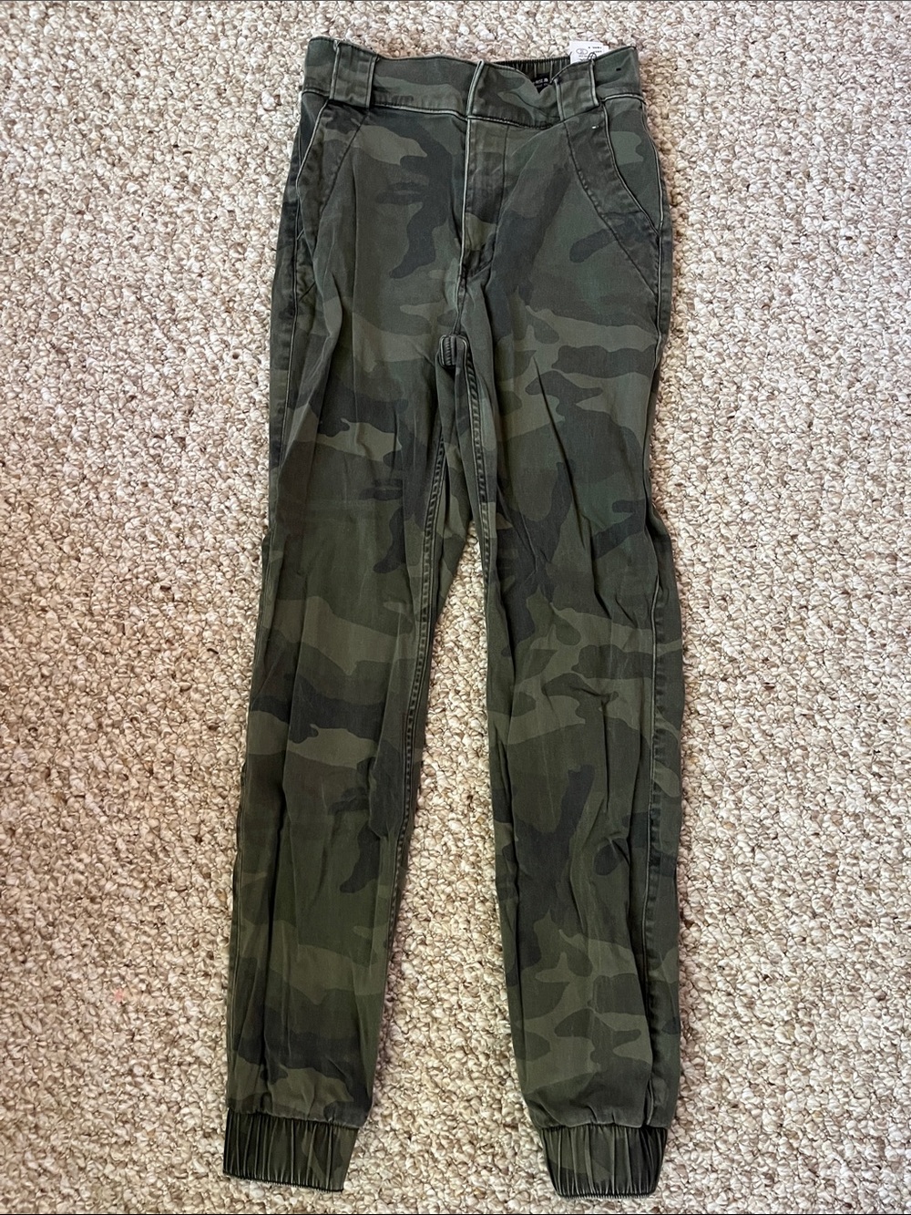 Hollister Olive Green Camo High-Rise Joggers